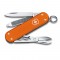 Нож-брелок VICTORINOX Classic Alox LE 2021, 58 мм, 5 функций, алюминиевая рукоять, оранжевый - 0.6221.L21